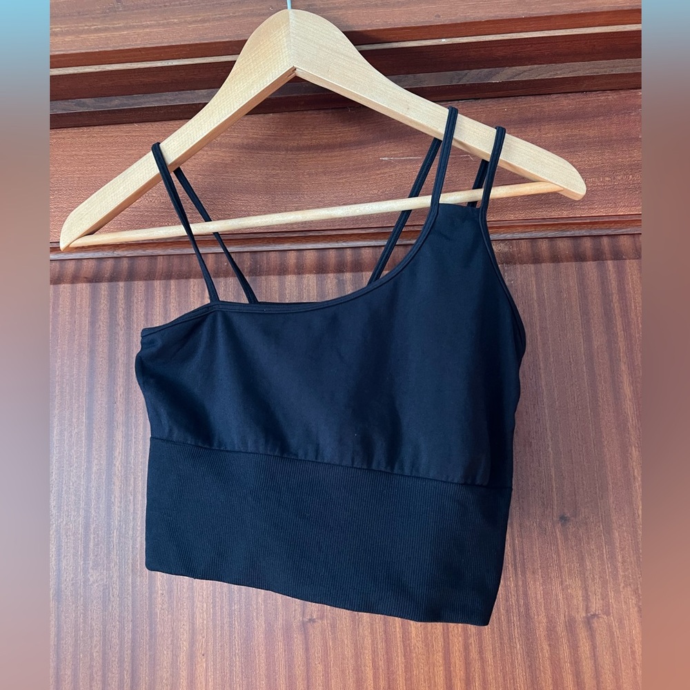 ALO YOGA One-shoulder crop top (Med)